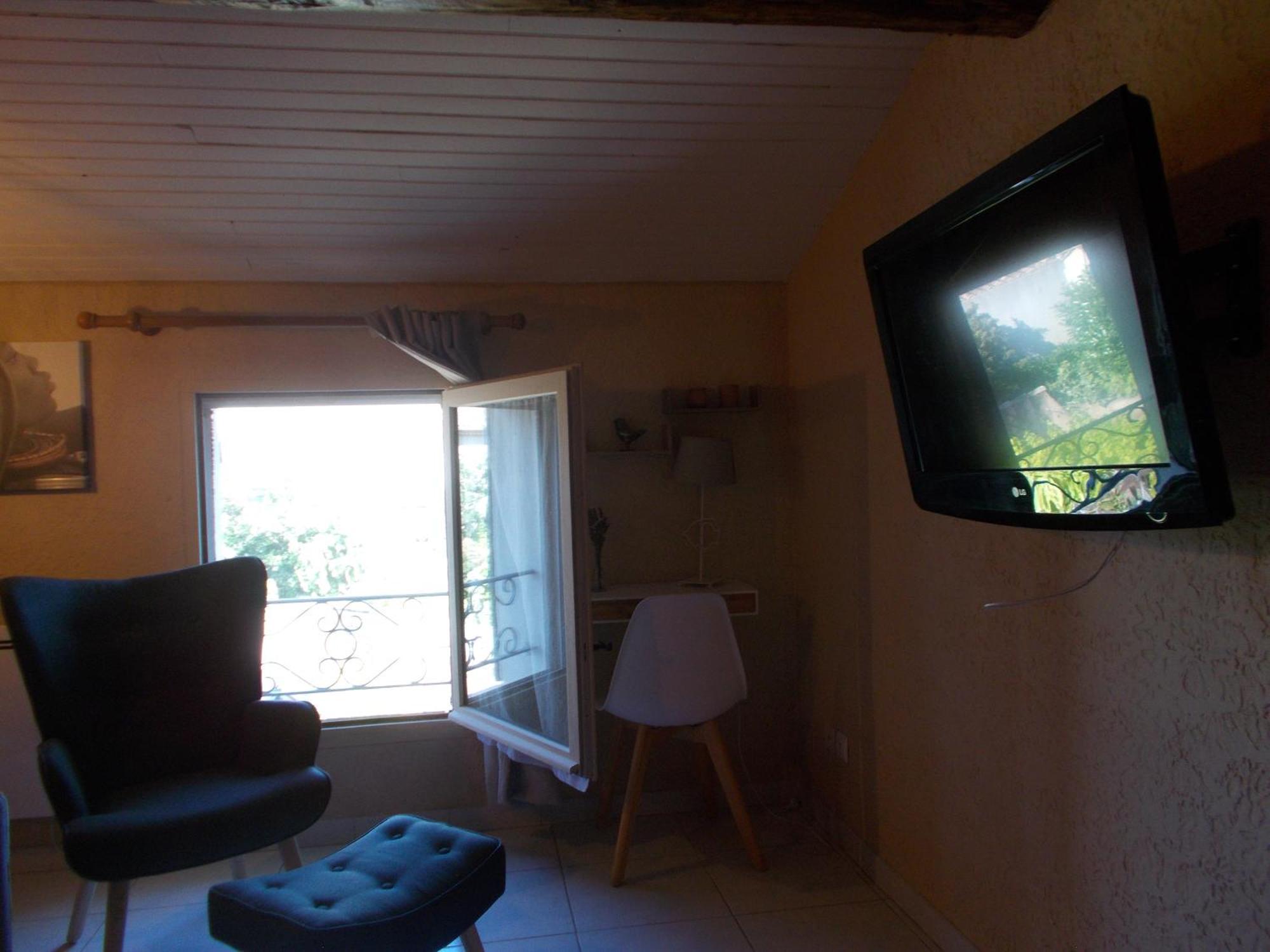 La Tramontane Bed & Breakfast Jonquerettes Exterior photo